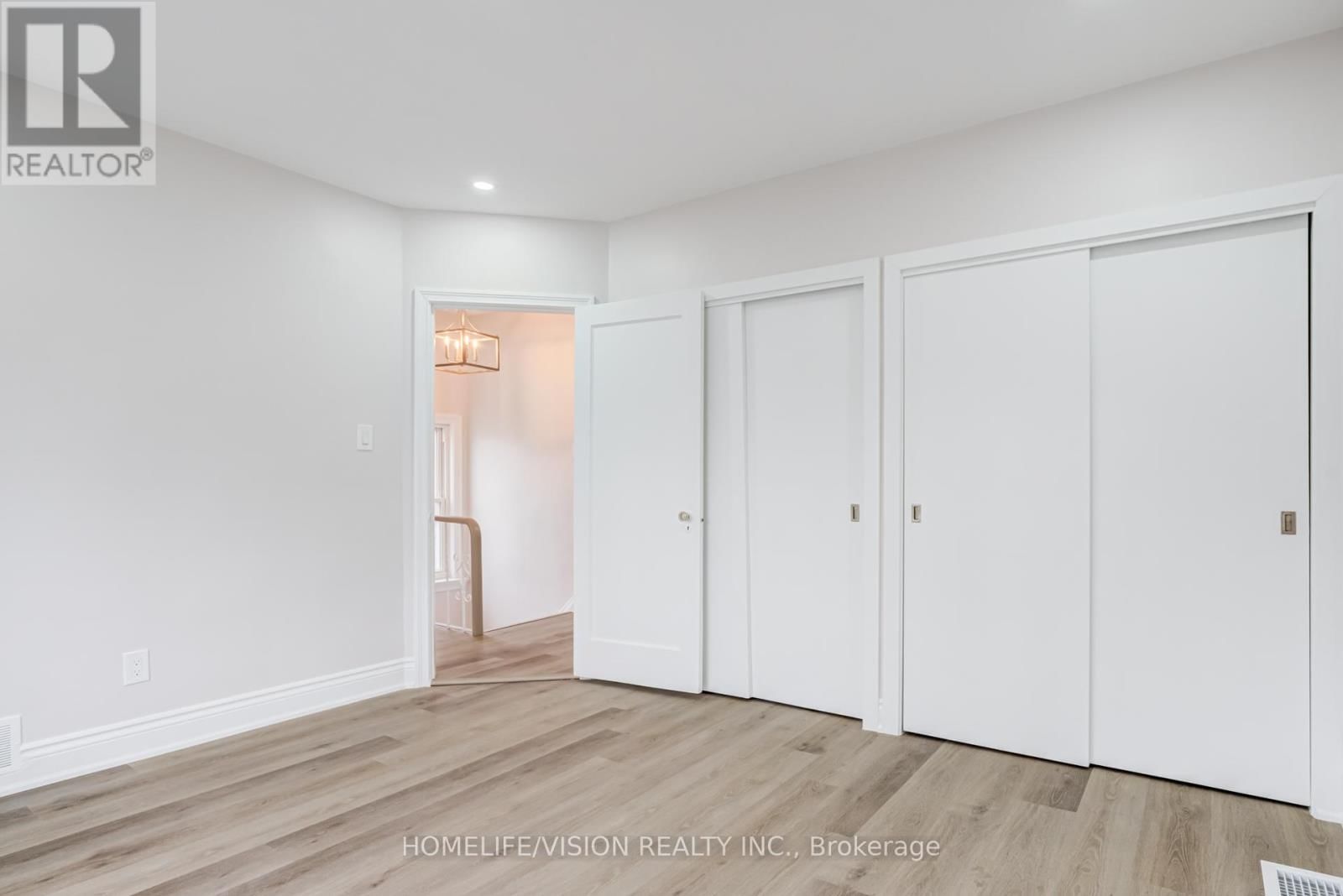 26 MILES ROAD Image 18