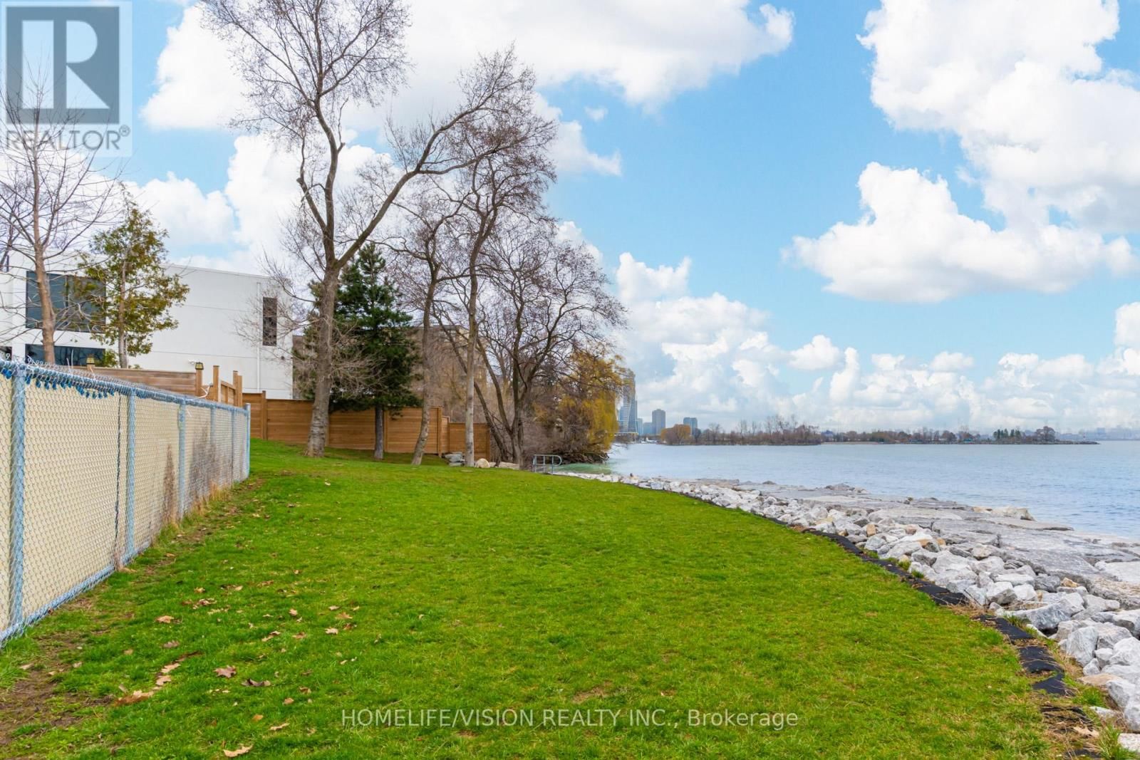 26 MILES ROAD Image 39