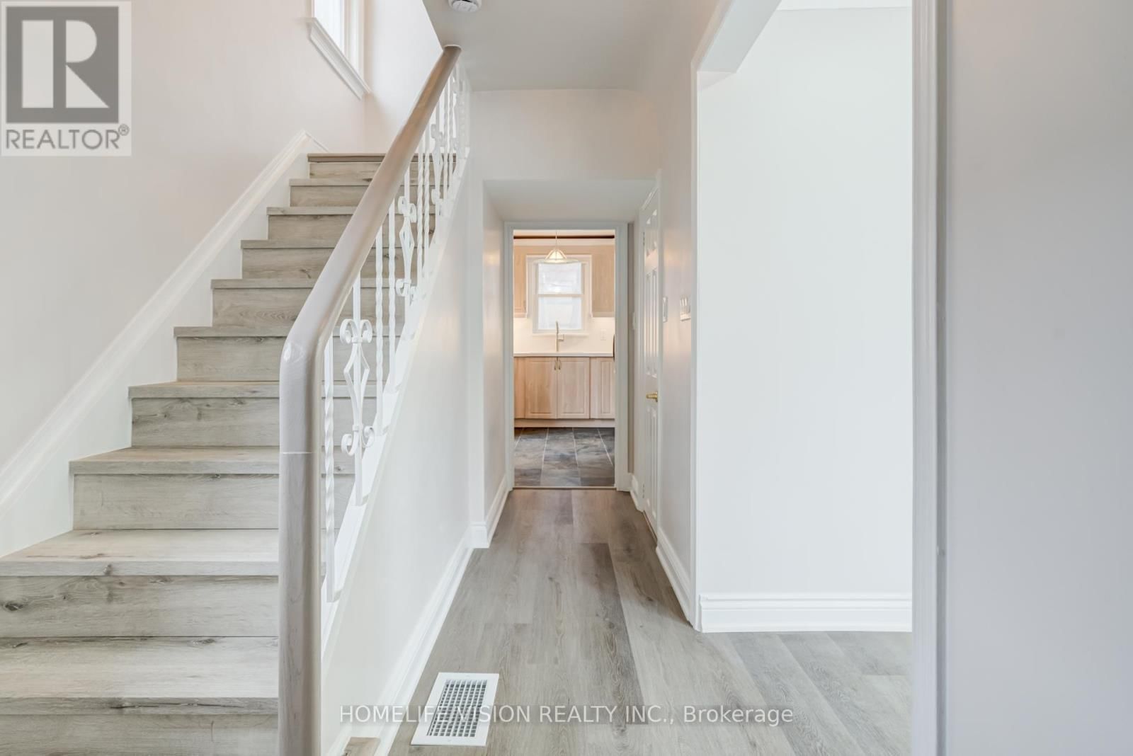 26 MILES ROAD Image 5