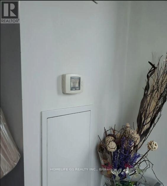 205 SHERWAY GARDENS ROAD Image 13