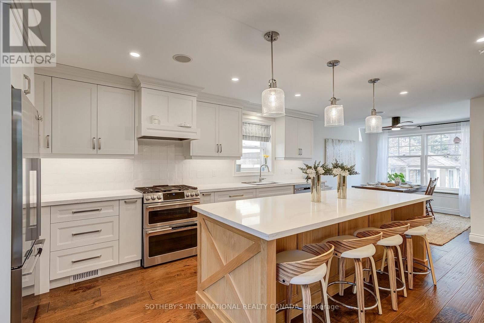 31 MAPLE AVENUE NORTH Image 15