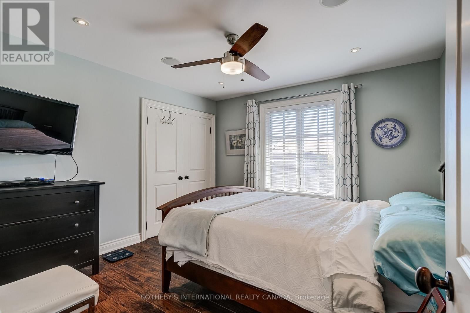 31 MAPLE AVENUE NORTH Image 31