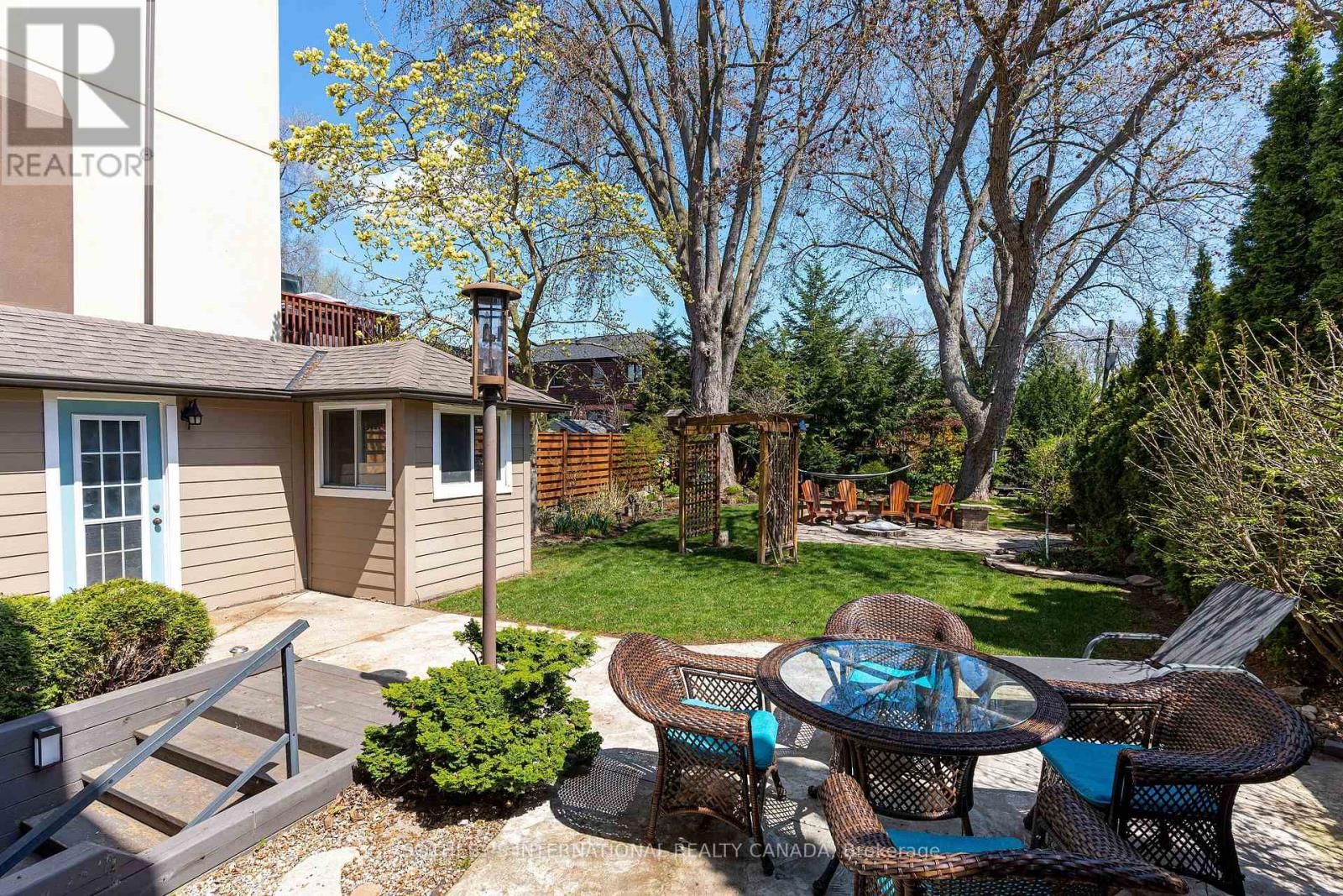 31 MAPLE AVENUE NORTH Image 40