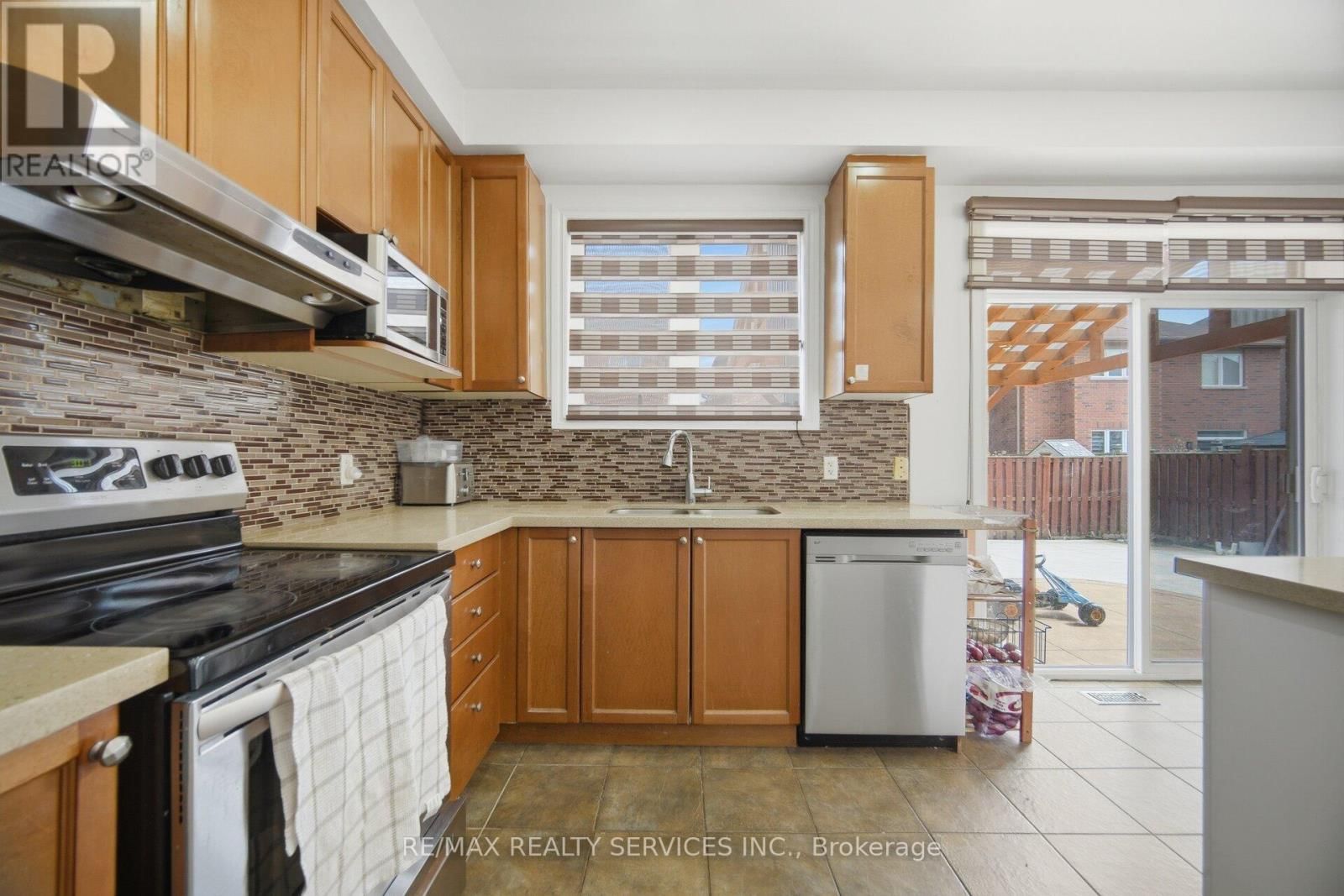 56 IRON BLOCK DRIVE Image 19