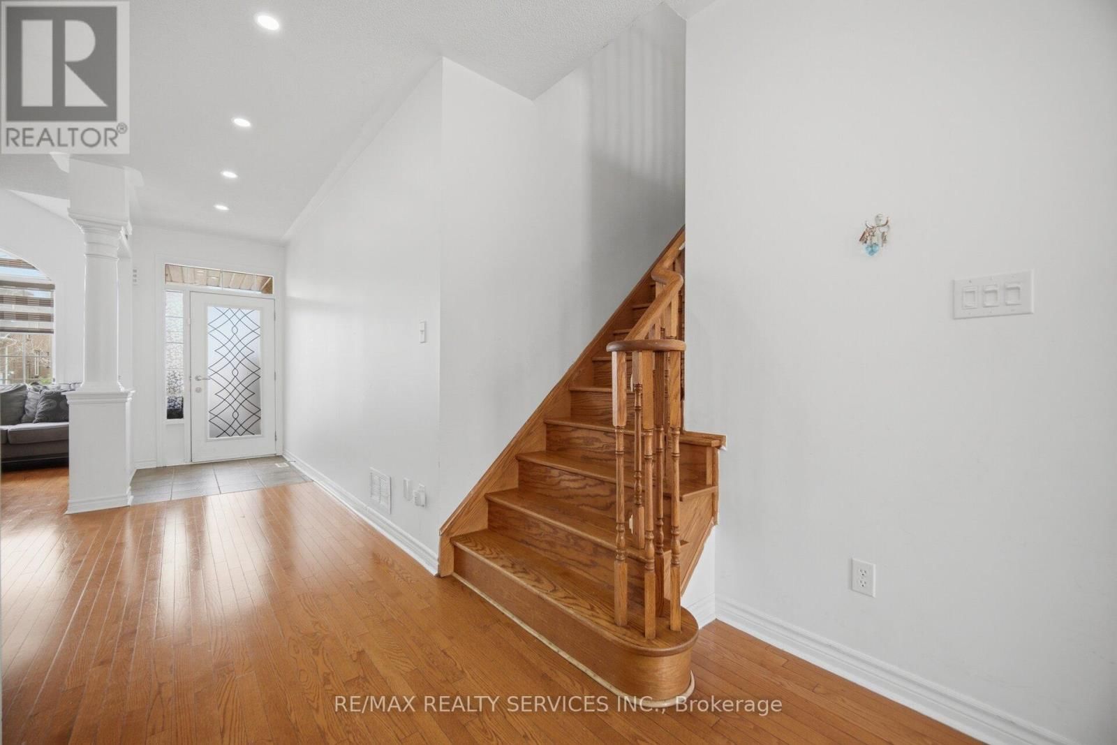 56 IRON BLOCK DRIVE Image 21