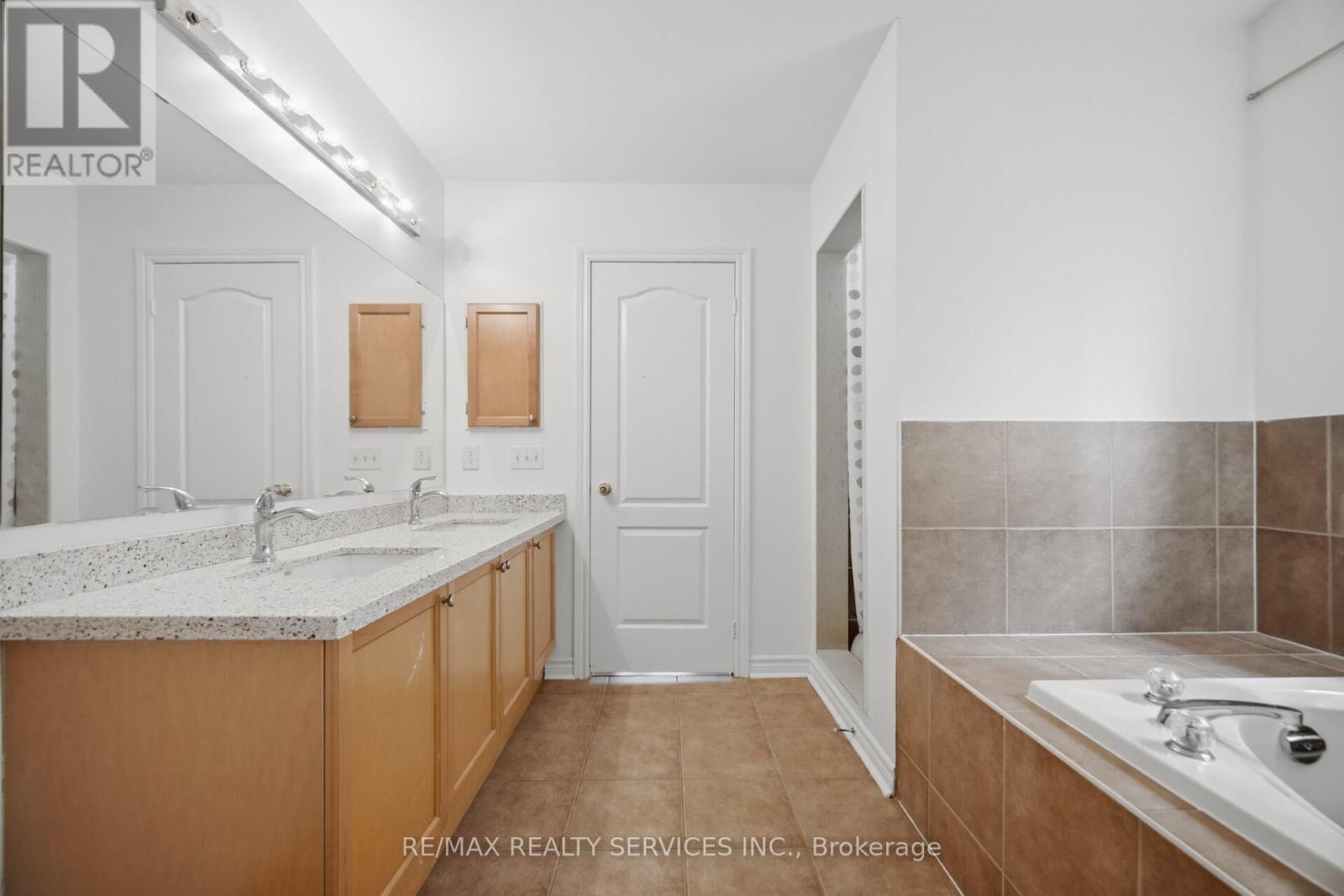 56 IRON BLOCK DRIVE Image 30