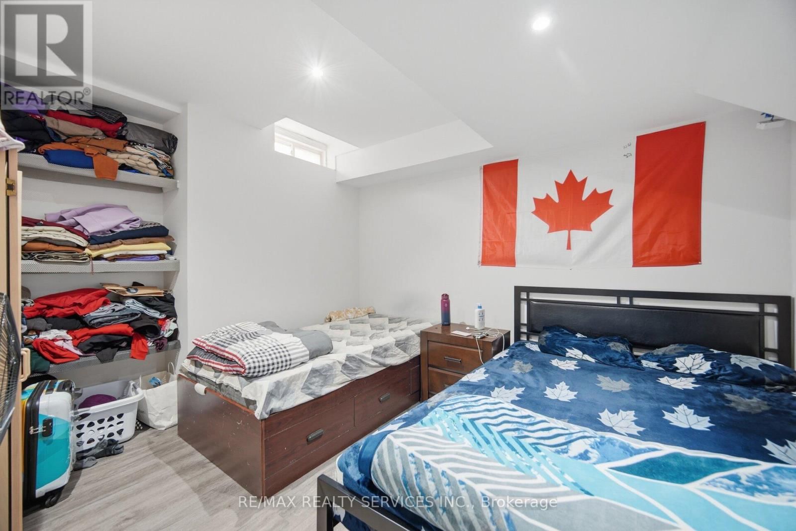 56 IRON BLOCK DRIVE Image 41