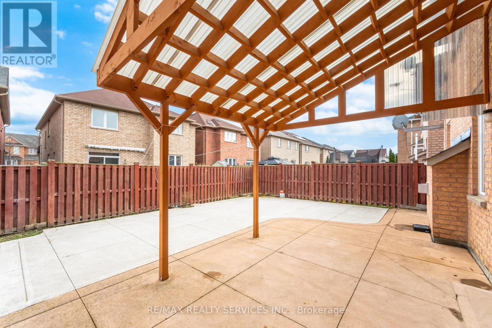 56 IRON BLOCK DRIVE Image 46