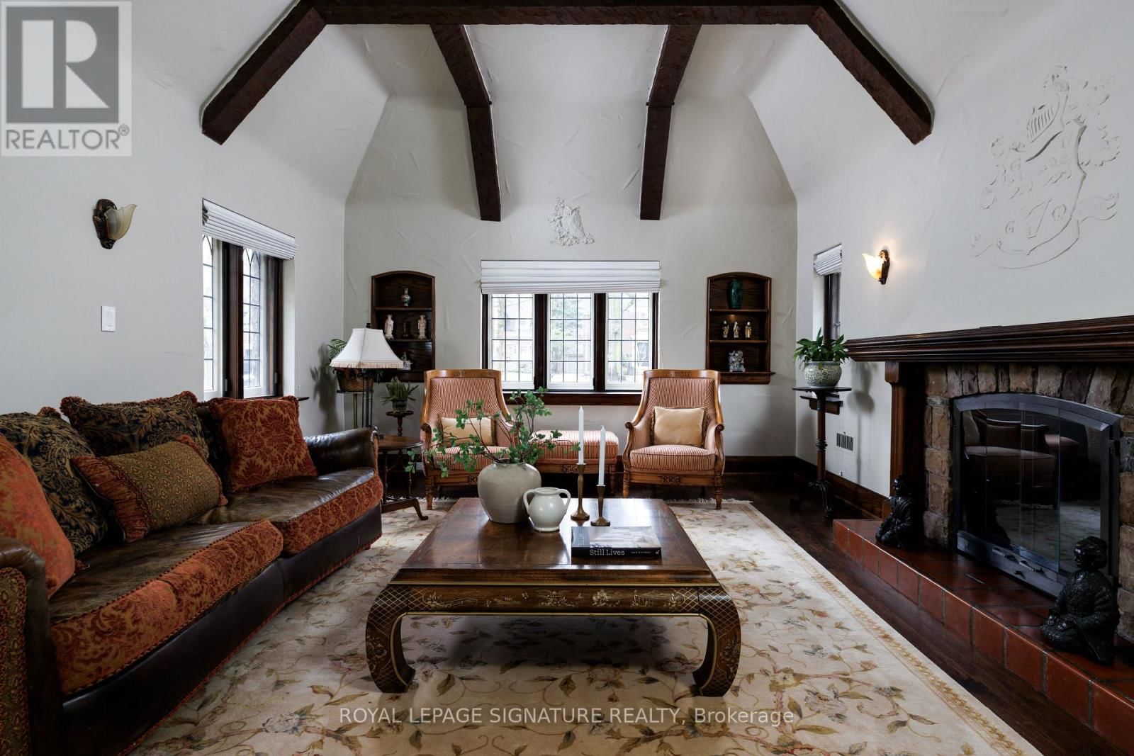 25 VARLEY LANE Image 2