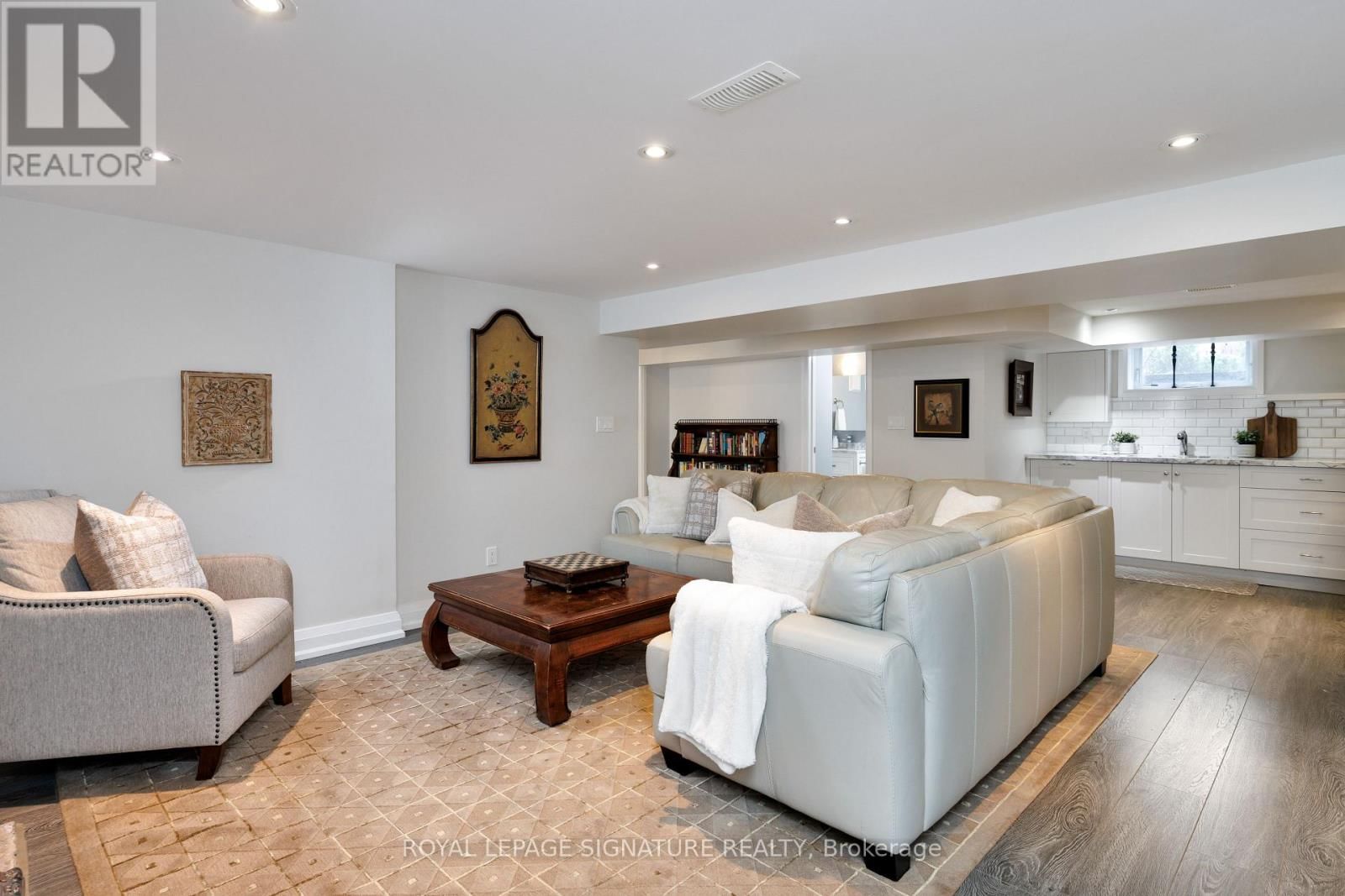 25 VARLEY LANE Image 24