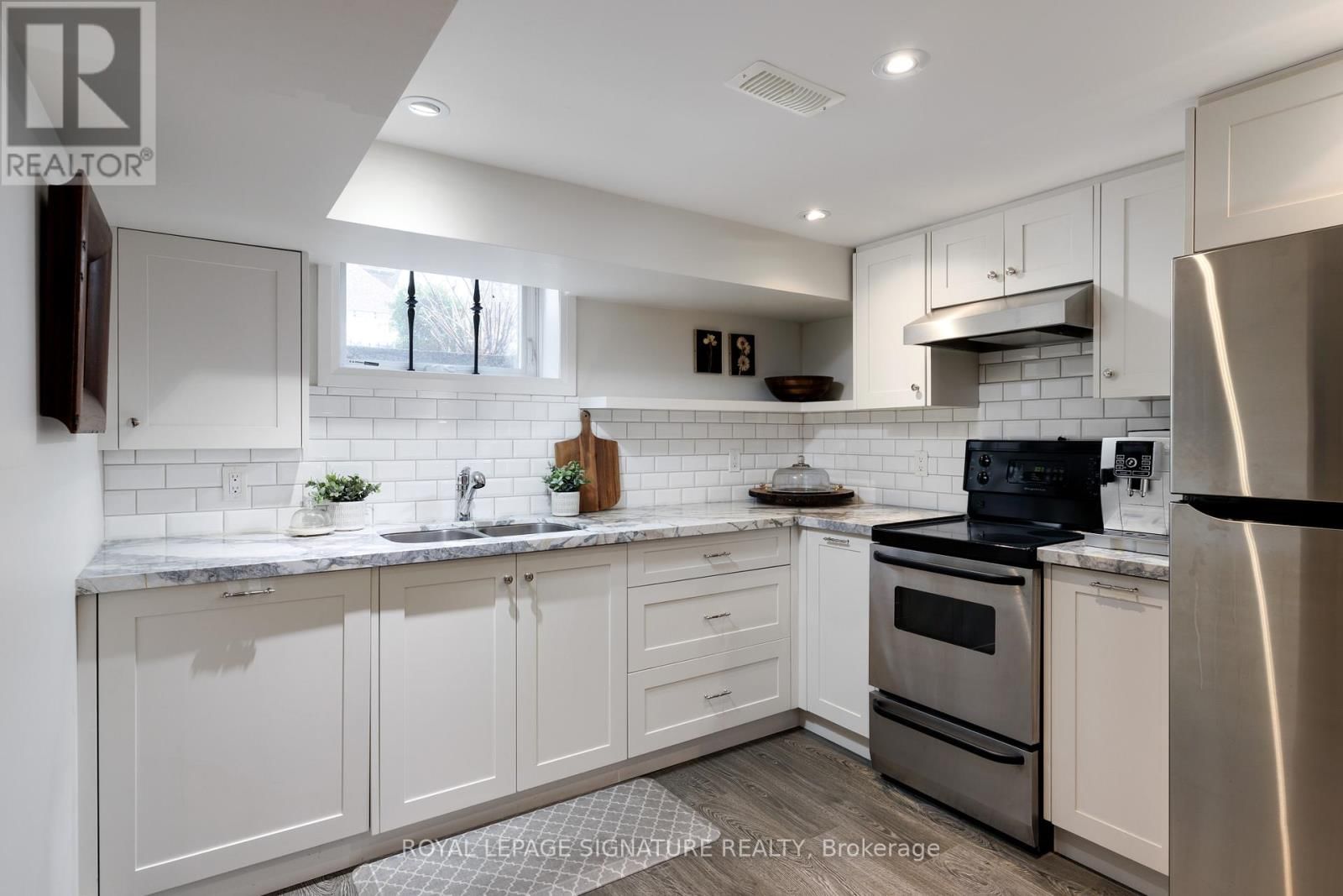 25 VARLEY LANE Image 26