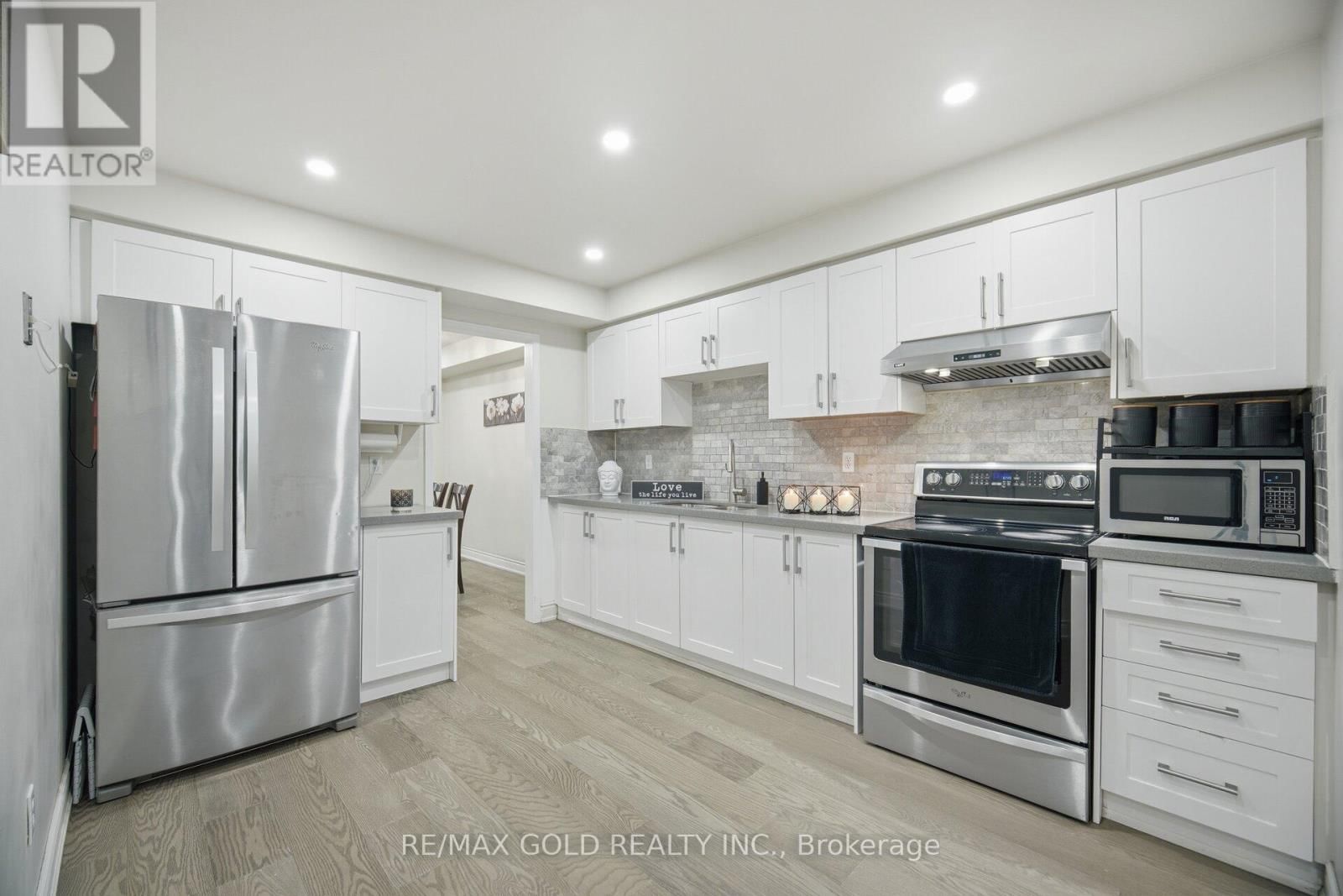 29 PIANE AVENUE Image 2