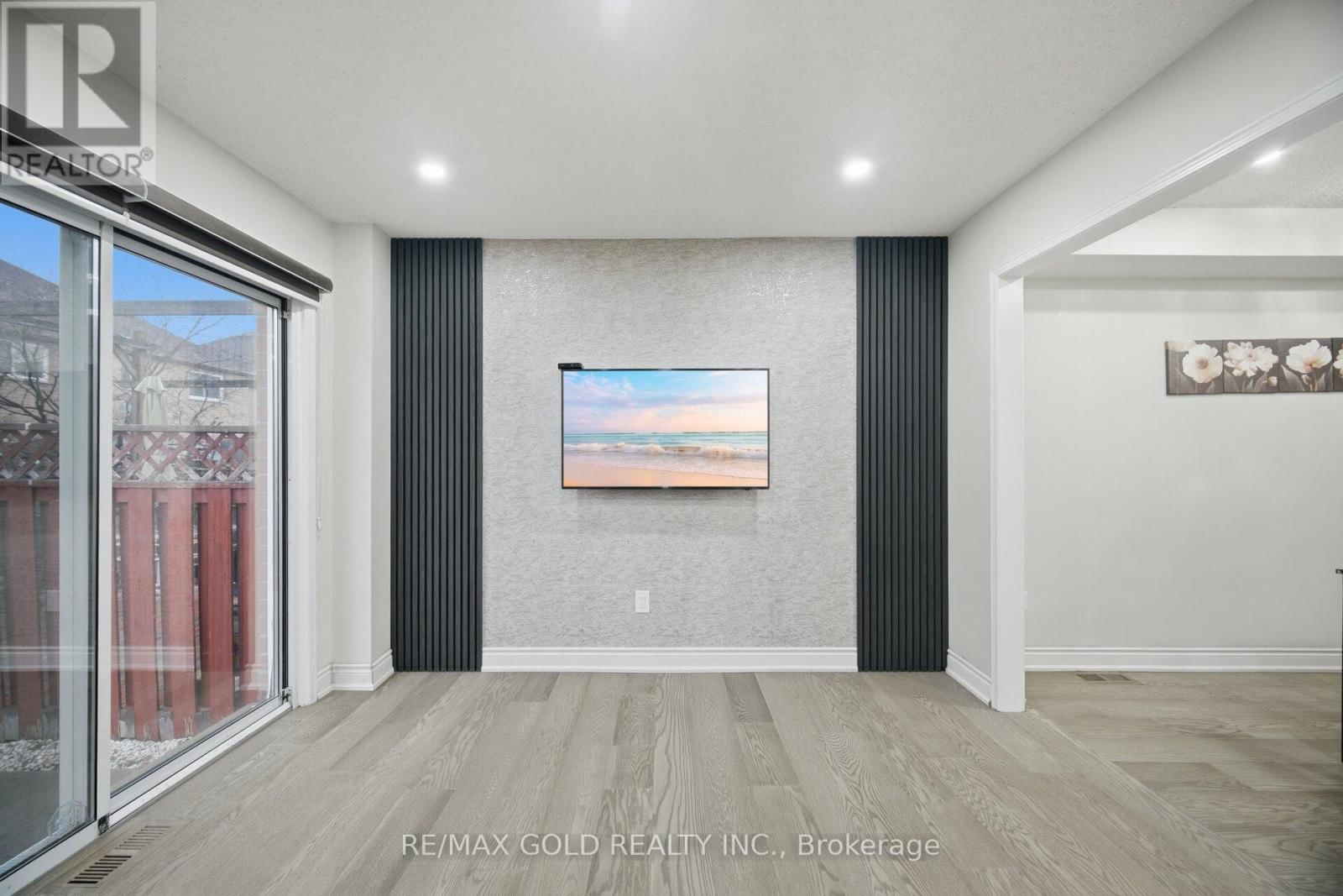 29 PIANE AVENUE Image 5