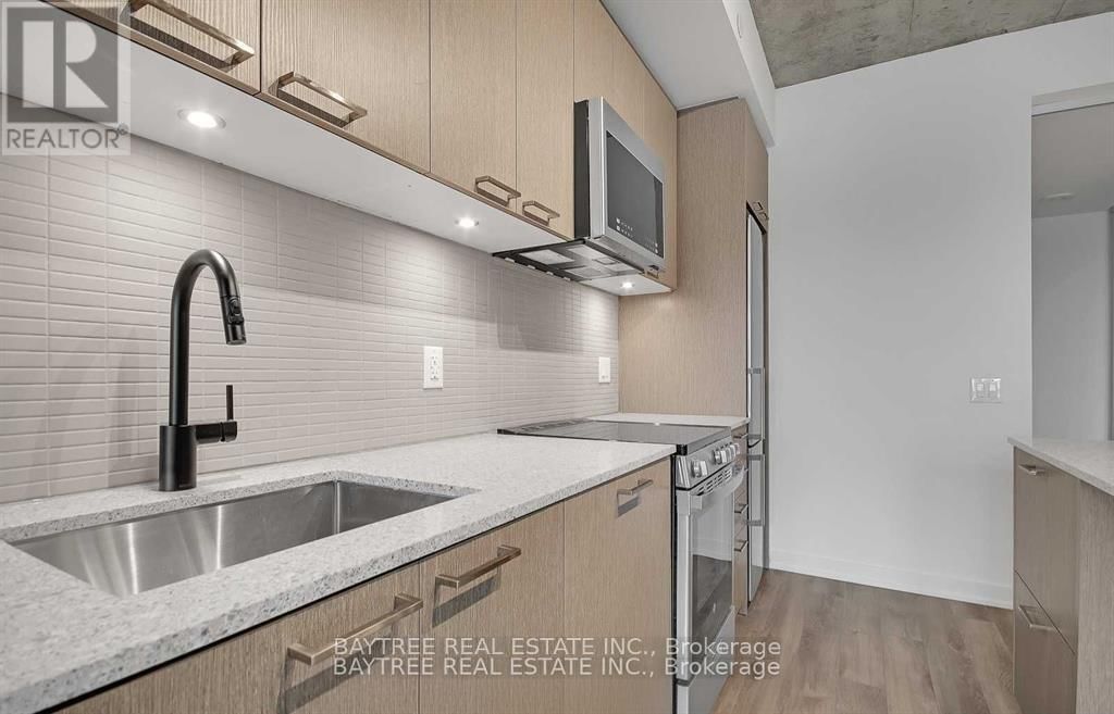 216 - 1808 ST CLAIR AVENUE WEST Image 5