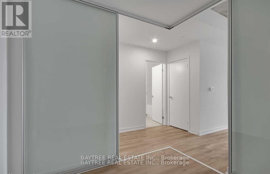 216 - 1808 ST CLAIR AVENUE WEST Image 7