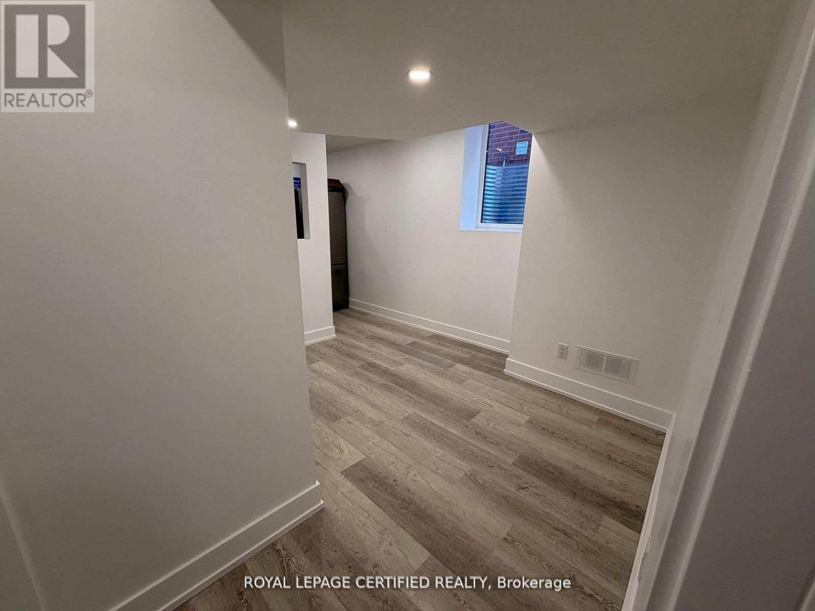 Bsmt - 2129 GLENFIELD ROAD Image 11