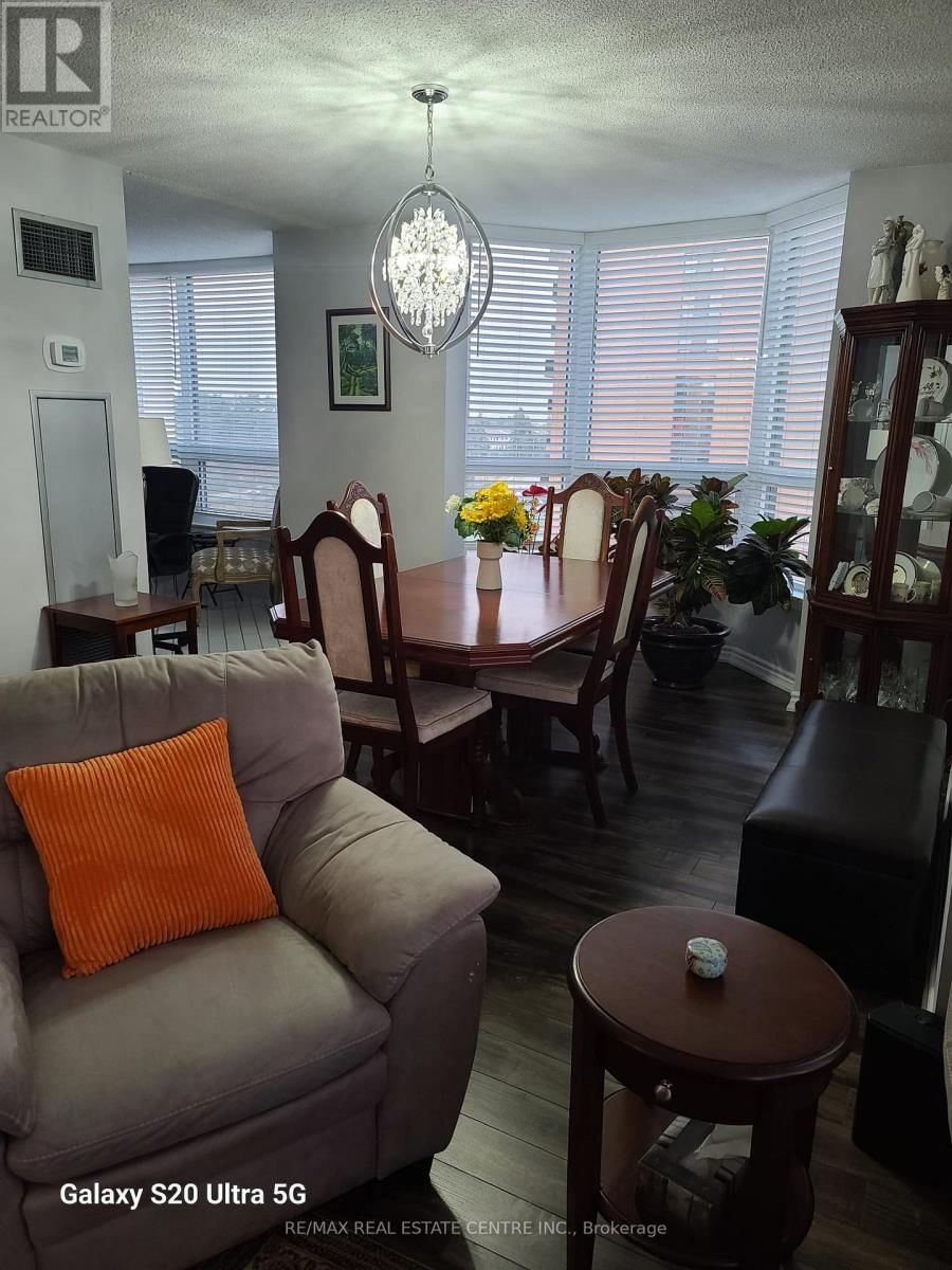 407 - 8 LISA STREET Image 5