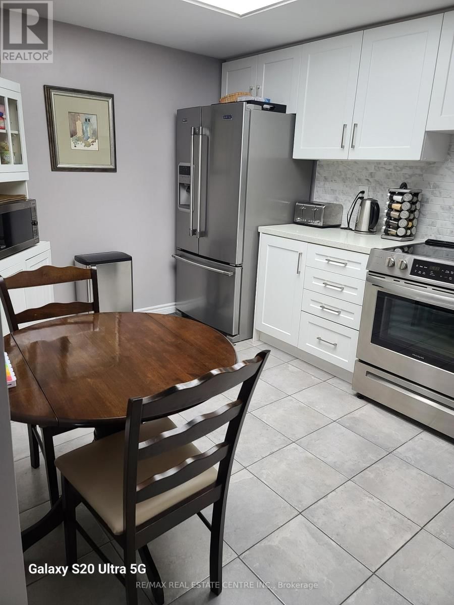 407 - 8 LISA STREET Image 9