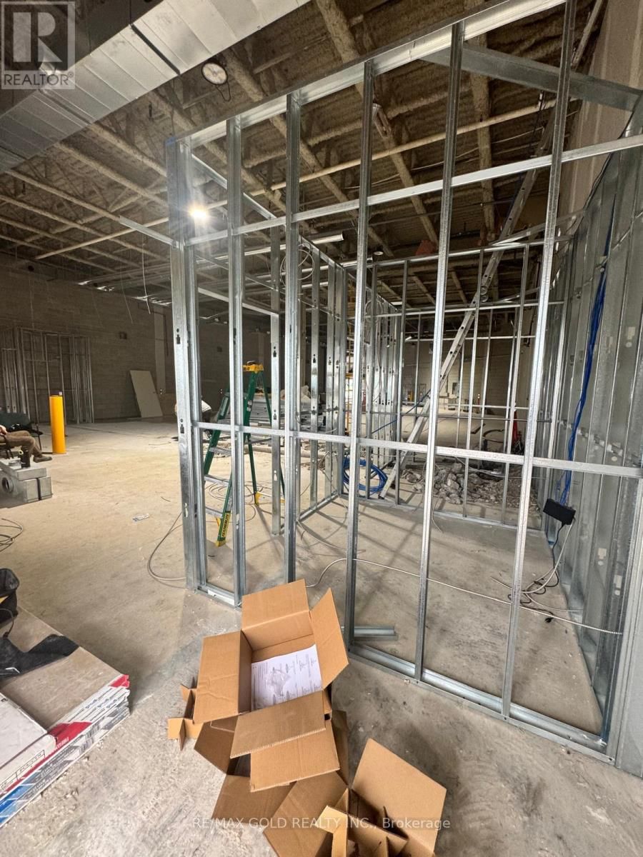 6660 KENNEDY ROAD Image 2