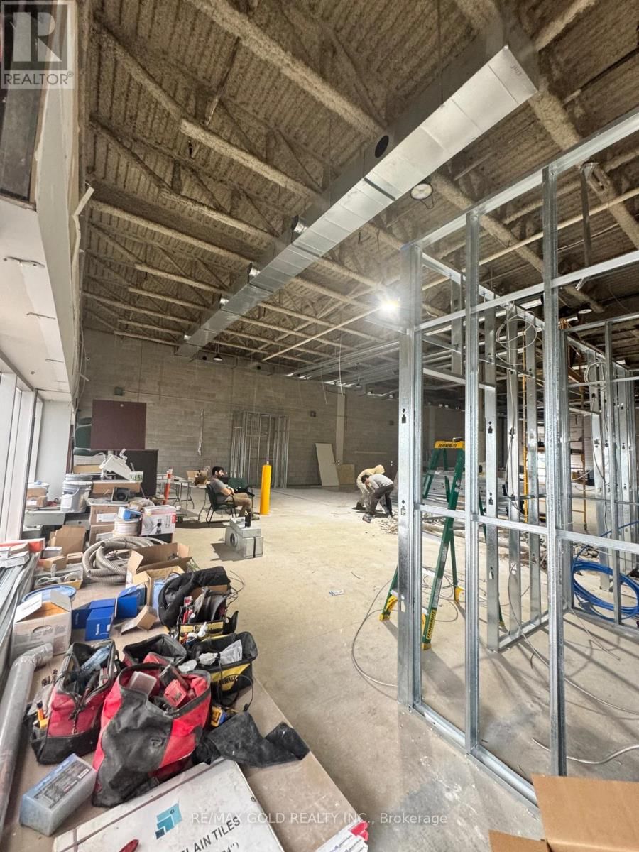 6660 KENNEDY ROAD Image 3