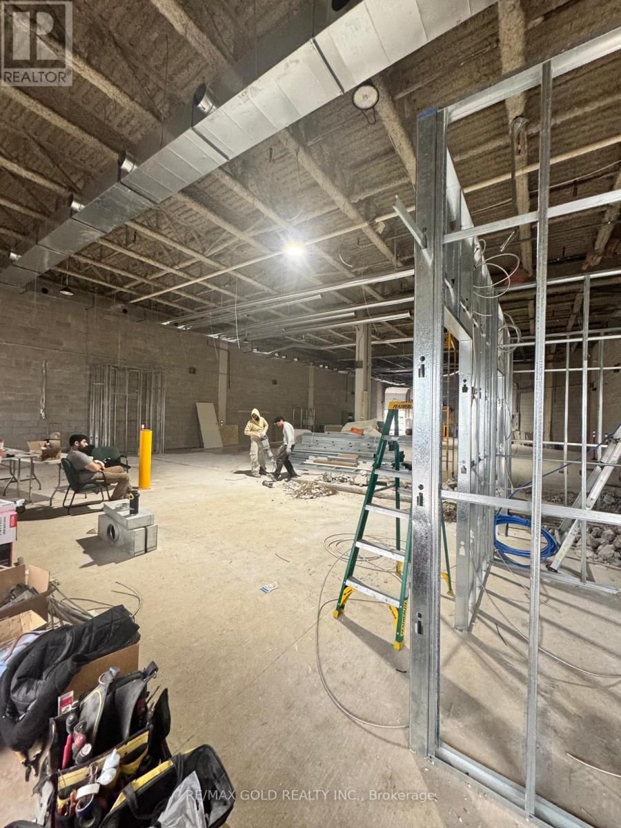 6660 KENNEDY ROAD Image 4