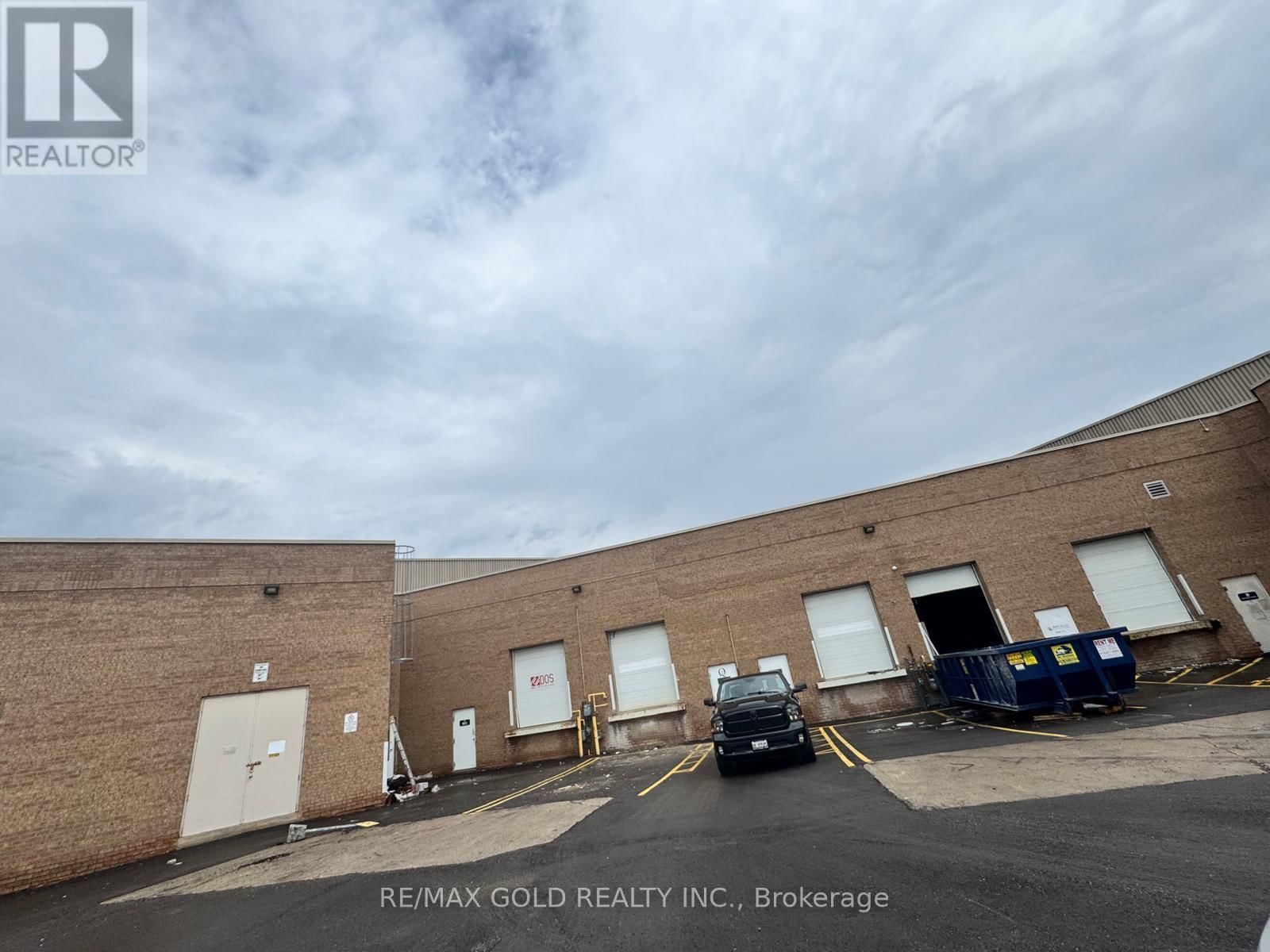 6660 KENNEDY ROAD Image 7