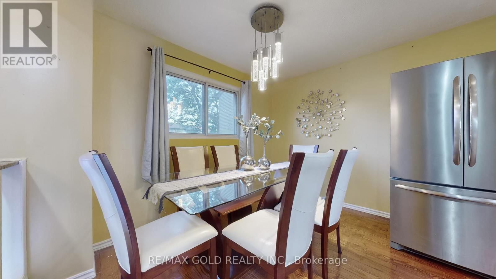 18 - 18 CARLETON PLACE Image 11