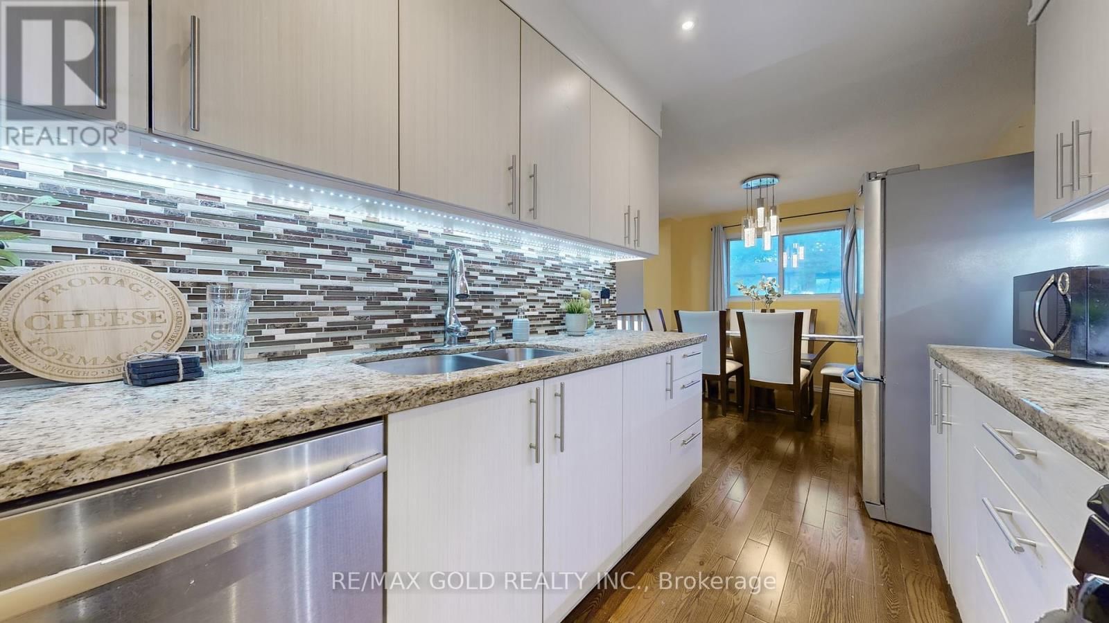 18 - 18 CARLETON PLACE Image 14