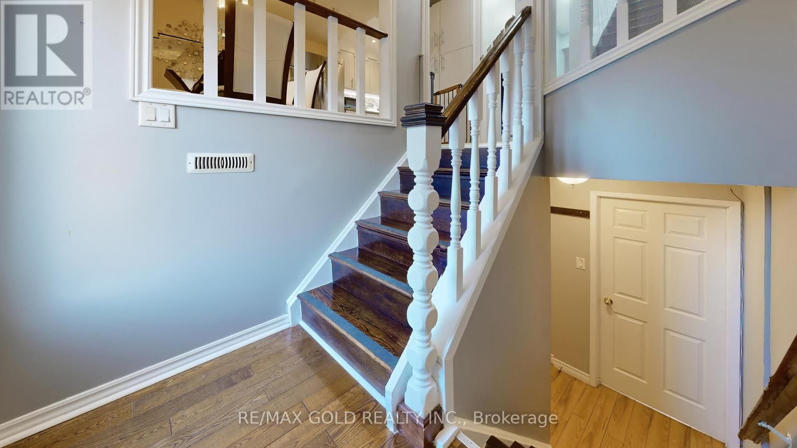 18 - 18 CARLETON PLACE Image 19