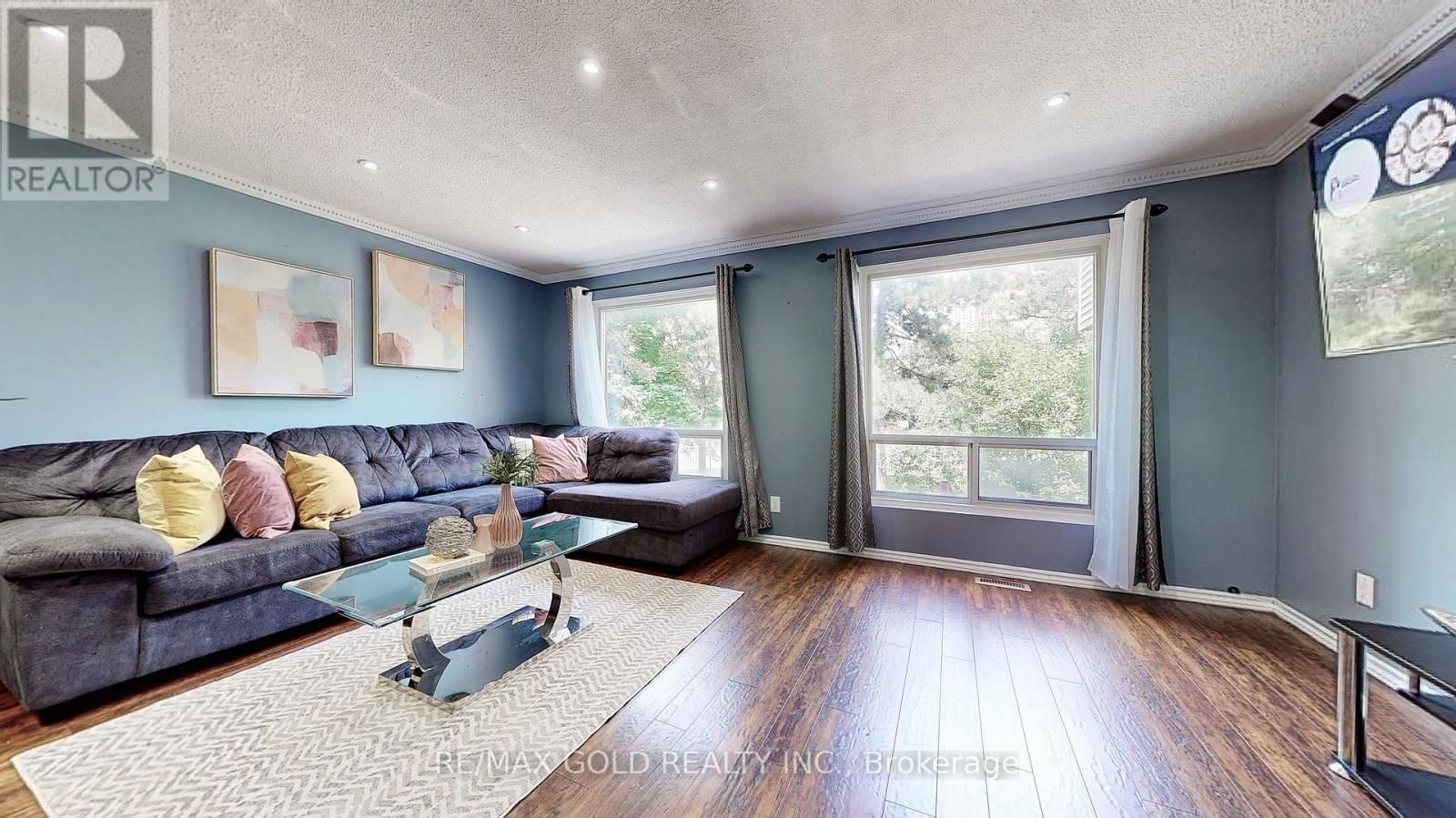 18 - 18 CARLETON PLACE Image 5