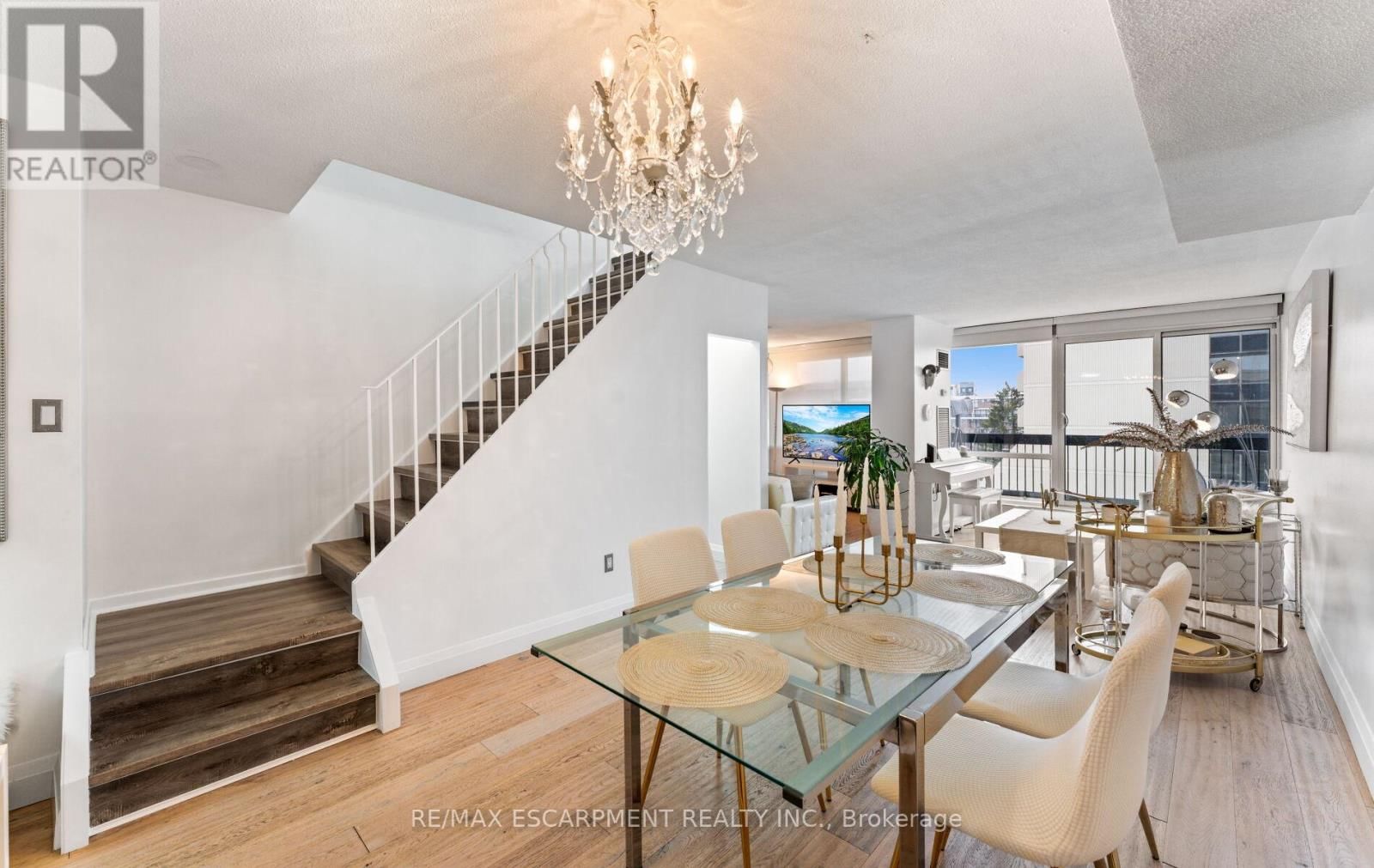 308C - 2 VALHALLA INN ROAD Image 11