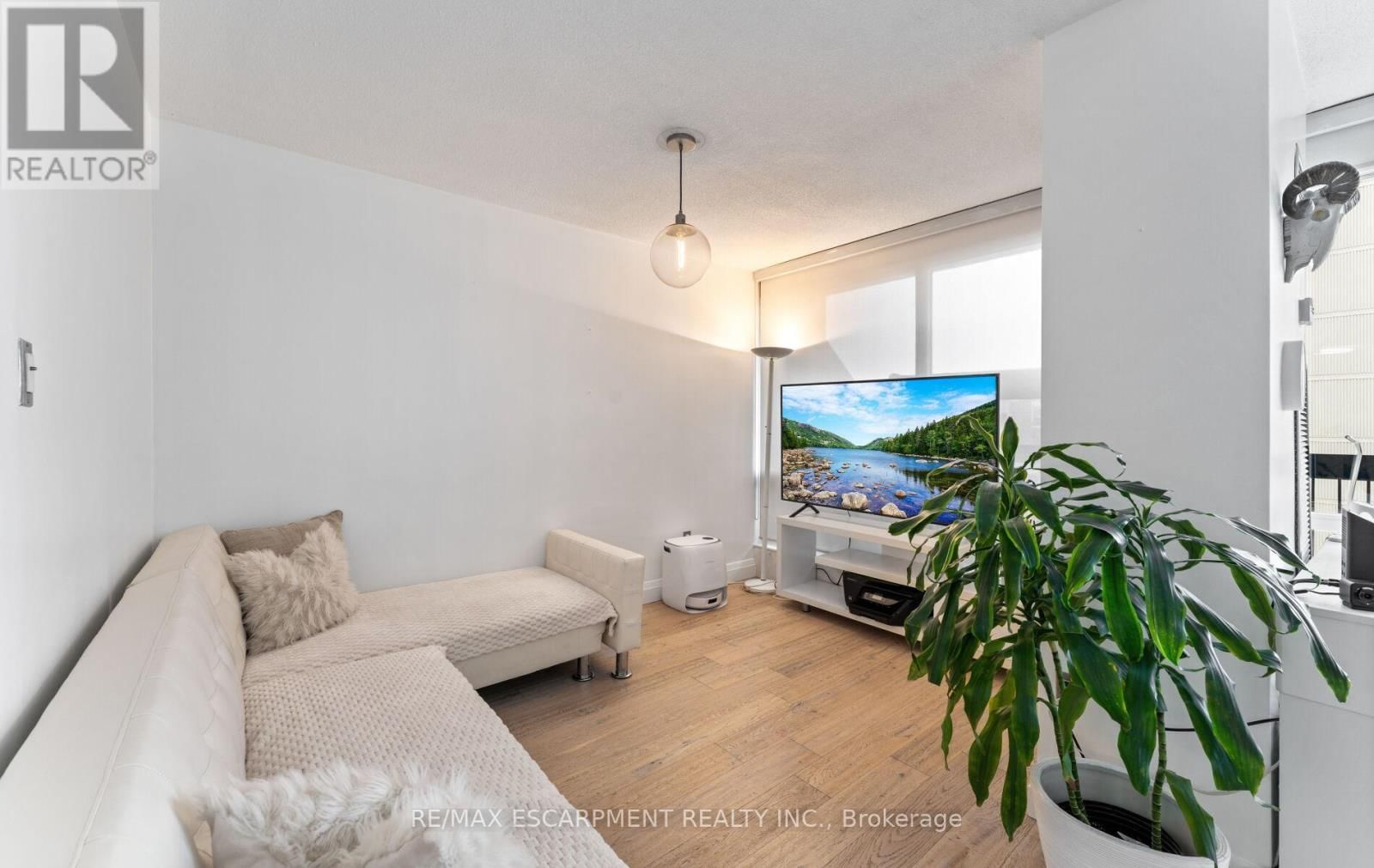 308C - 2 VALHALLA INN ROAD Image 14