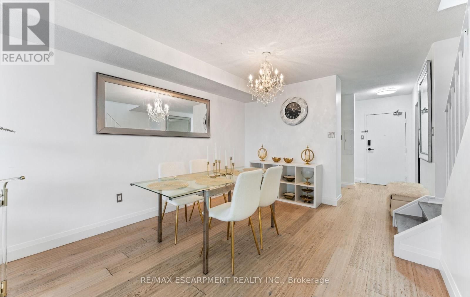 308C - 2 VALHALLA INN ROAD Image 15