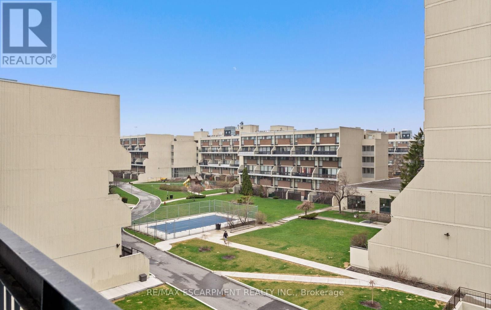 308C - 2 VALHALLA INN ROAD Image 23