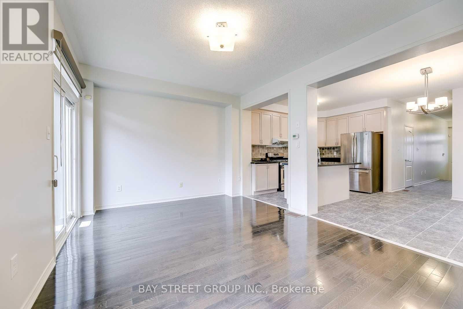 2278 STONE GLEN CRESCENT Image 11