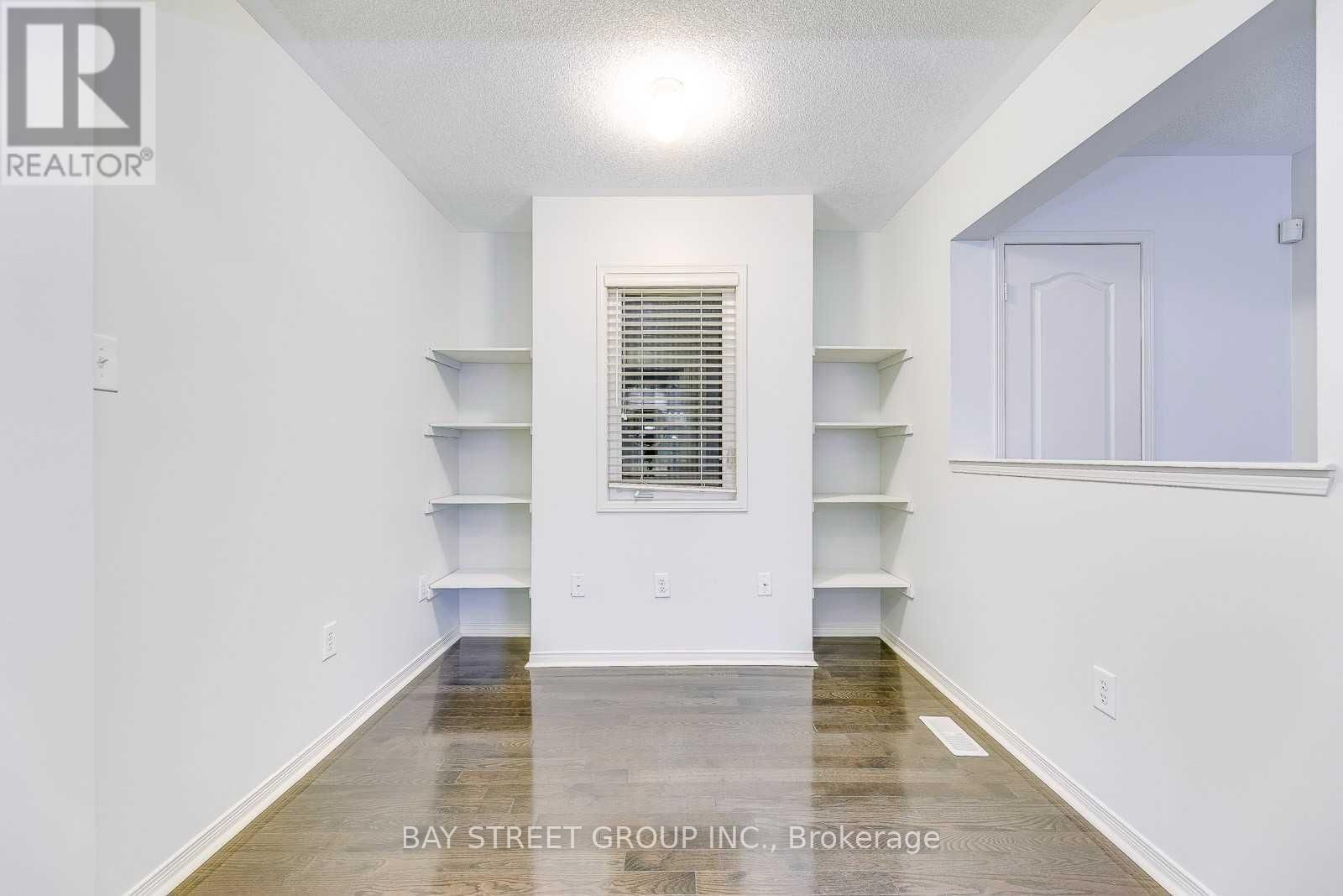 2278 STONE GLEN CRESCENT Image 17