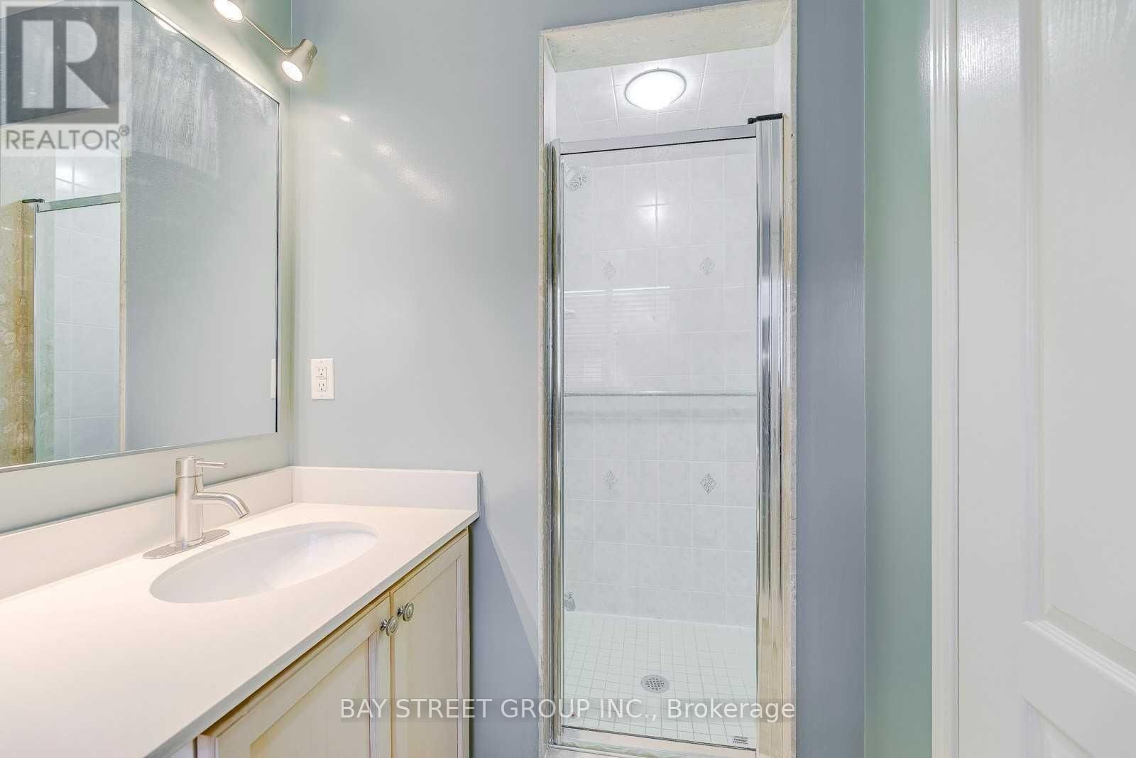 2278 STONE GLEN CRESCENT Image 22