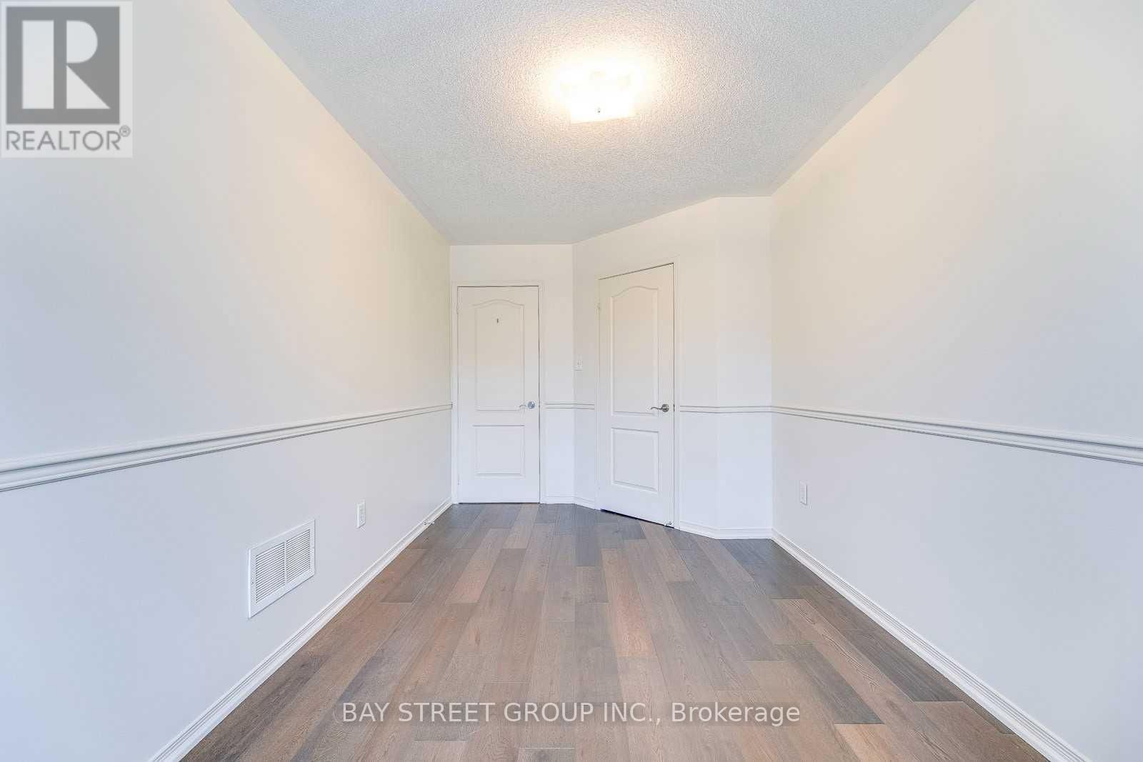 2278 STONE GLEN CRESCENT Image 25