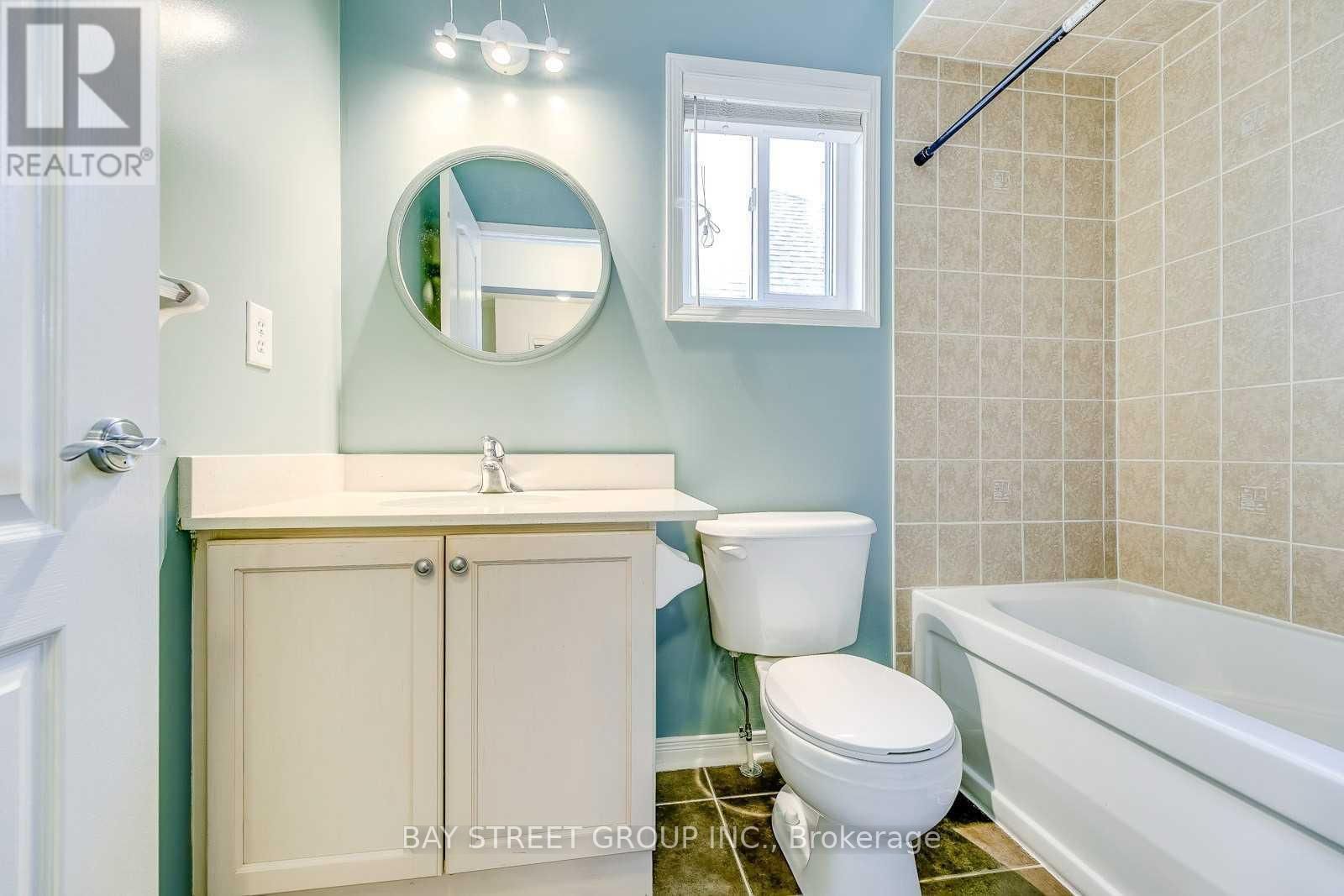 2278 STONE GLEN CRESCENT Image 28