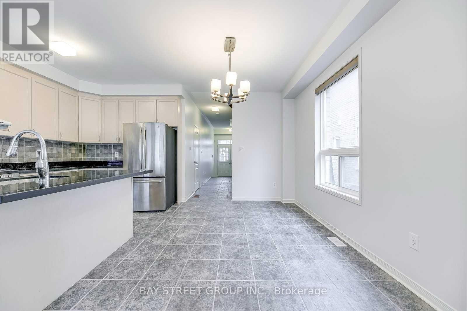 2278 STONE GLEN CRESCENT Image 6