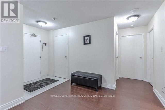 1212 - 1 ROWNTREE ROAD Image 5