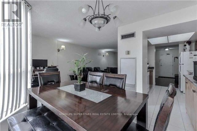 1212 - 1 ROWNTREE ROAD Image 8