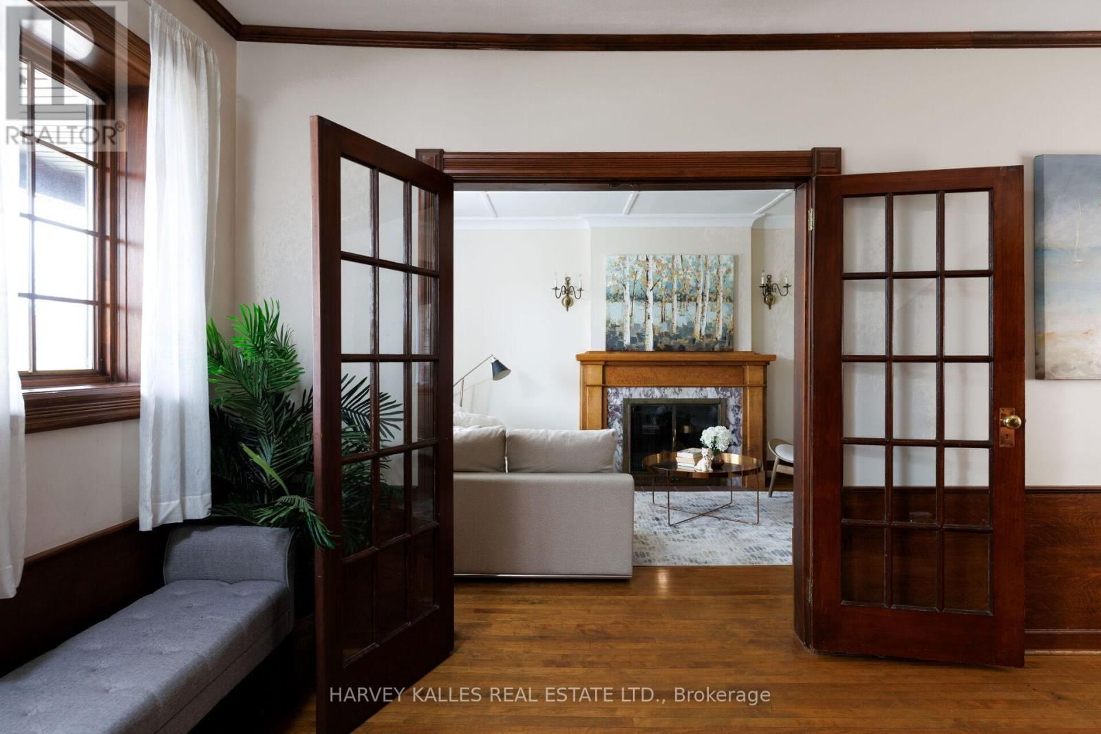 4 TWENTY THIRD STREET Image 10