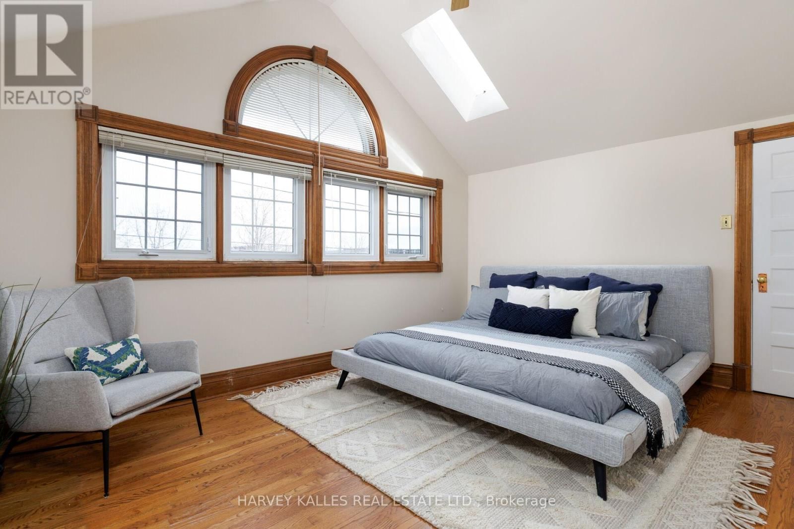 4 TWENTY THIRD STREET Image 31