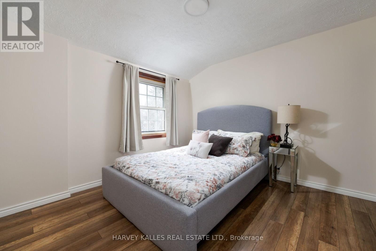 4 TWENTY THIRD STREET Image 35