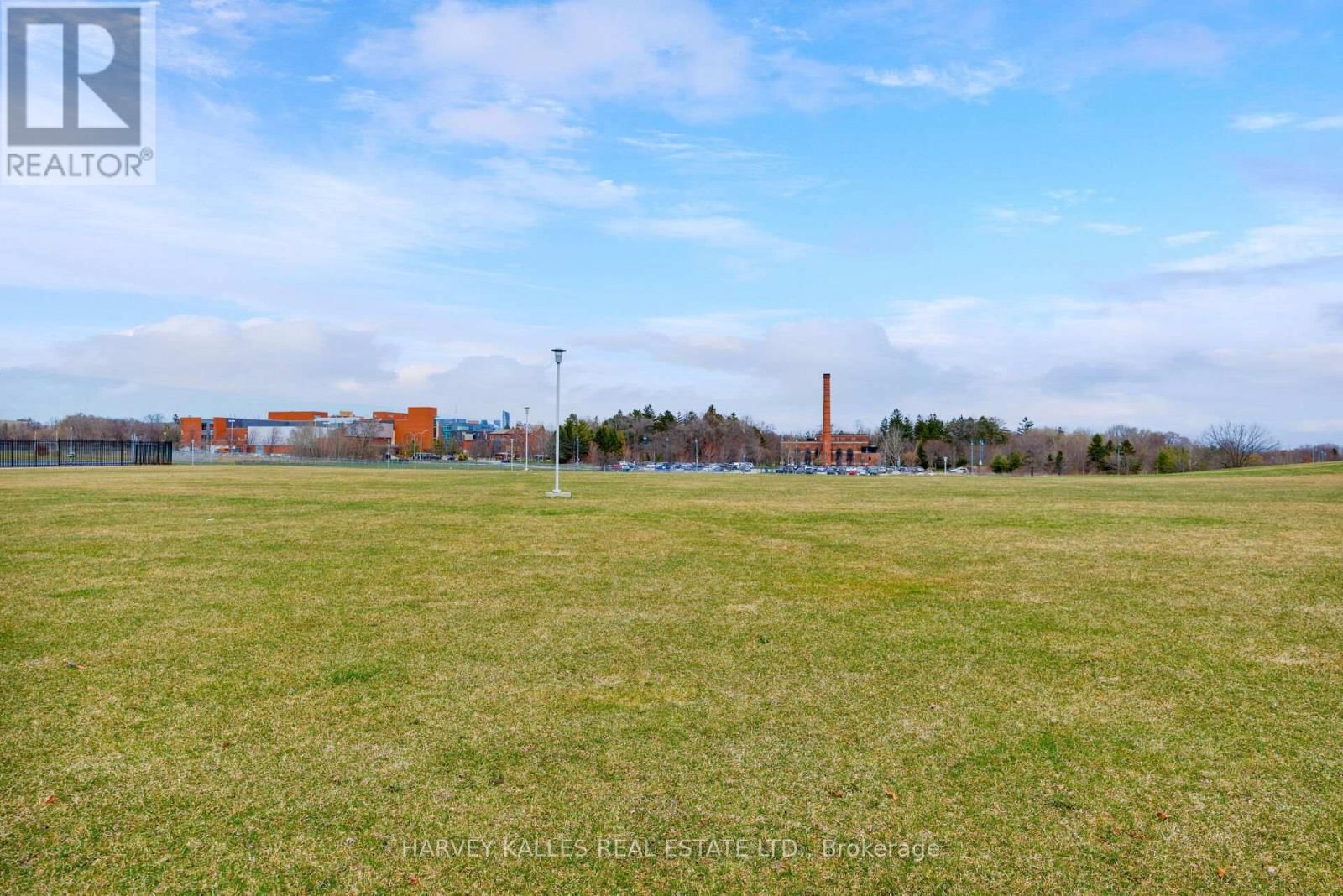 4 TWENTY THIRD STREET Image 4