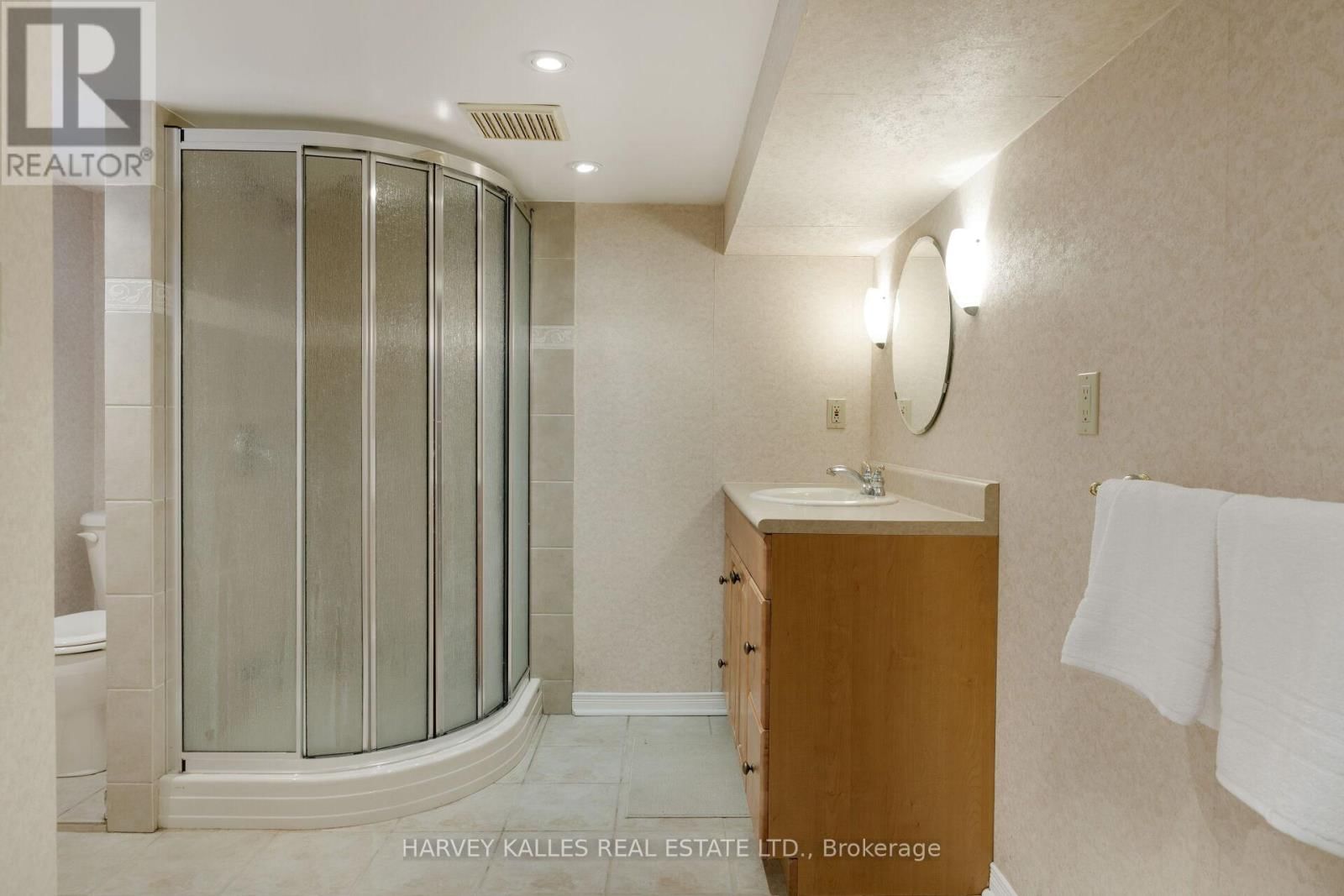 4 TWENTY THIRD STREET Image 40