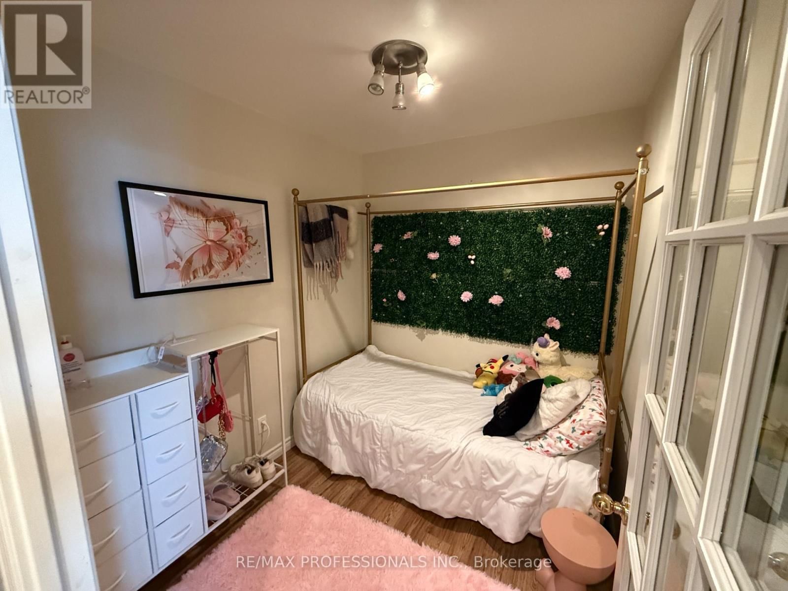 1406 - 7 MICHAEL POWER PLACE Image 10