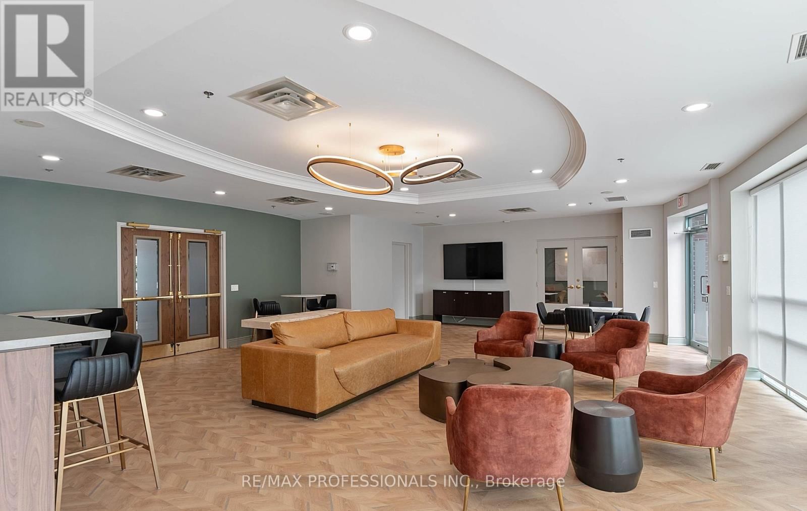 1406 - 7 MICHAEL POWER PLACE Image 19