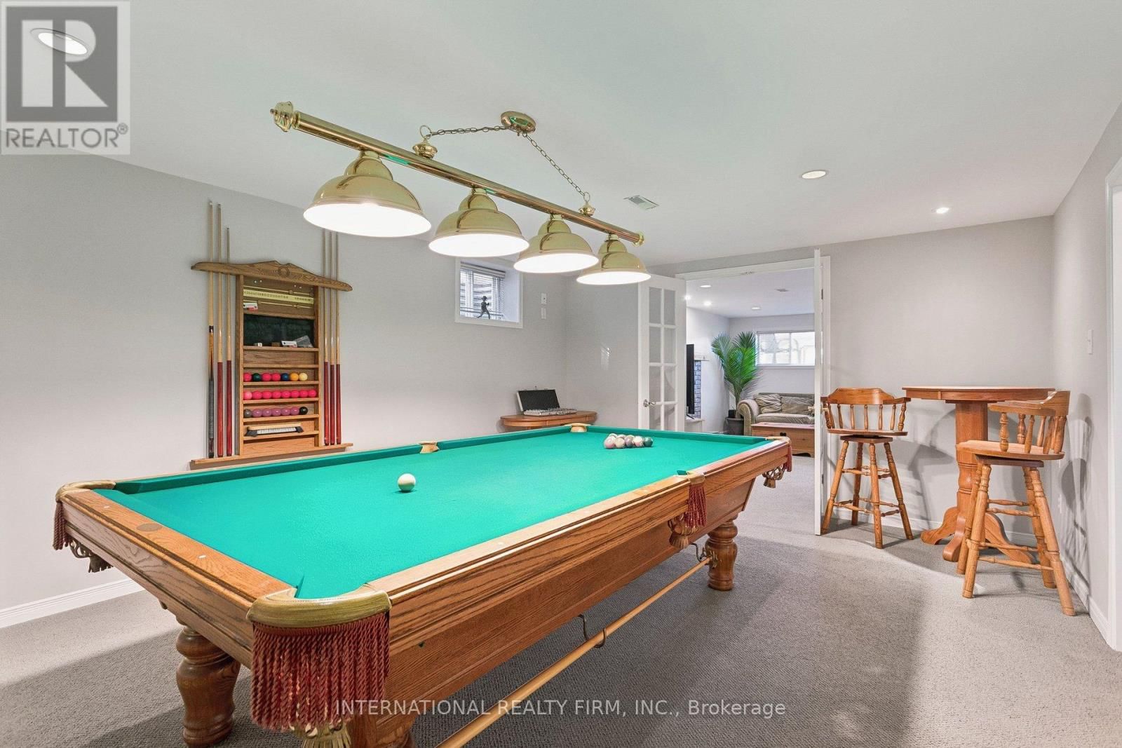 1326 ROXBOROUGH CRESCENT Image 23